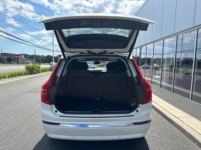 Used 2023 Volvo XC90 B6 Plus w/ Protection Package Premier AWD/4WD image 11