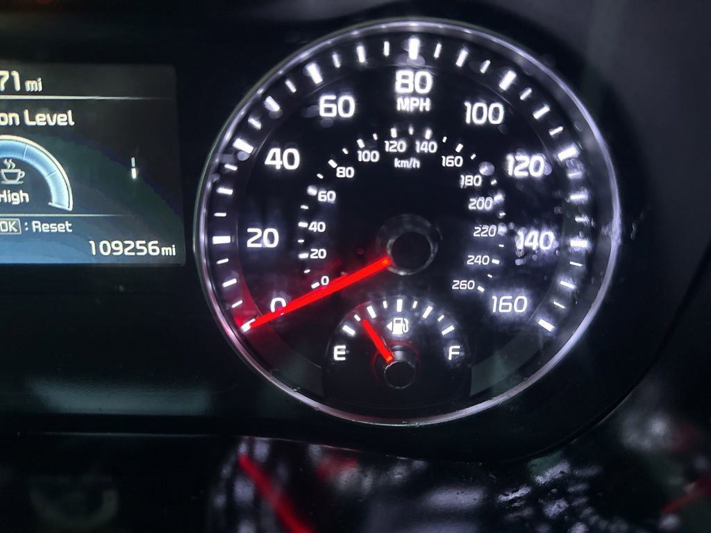 Used 2022 Kia Forte GT-Line w/ GT-Line Premium Package image 27