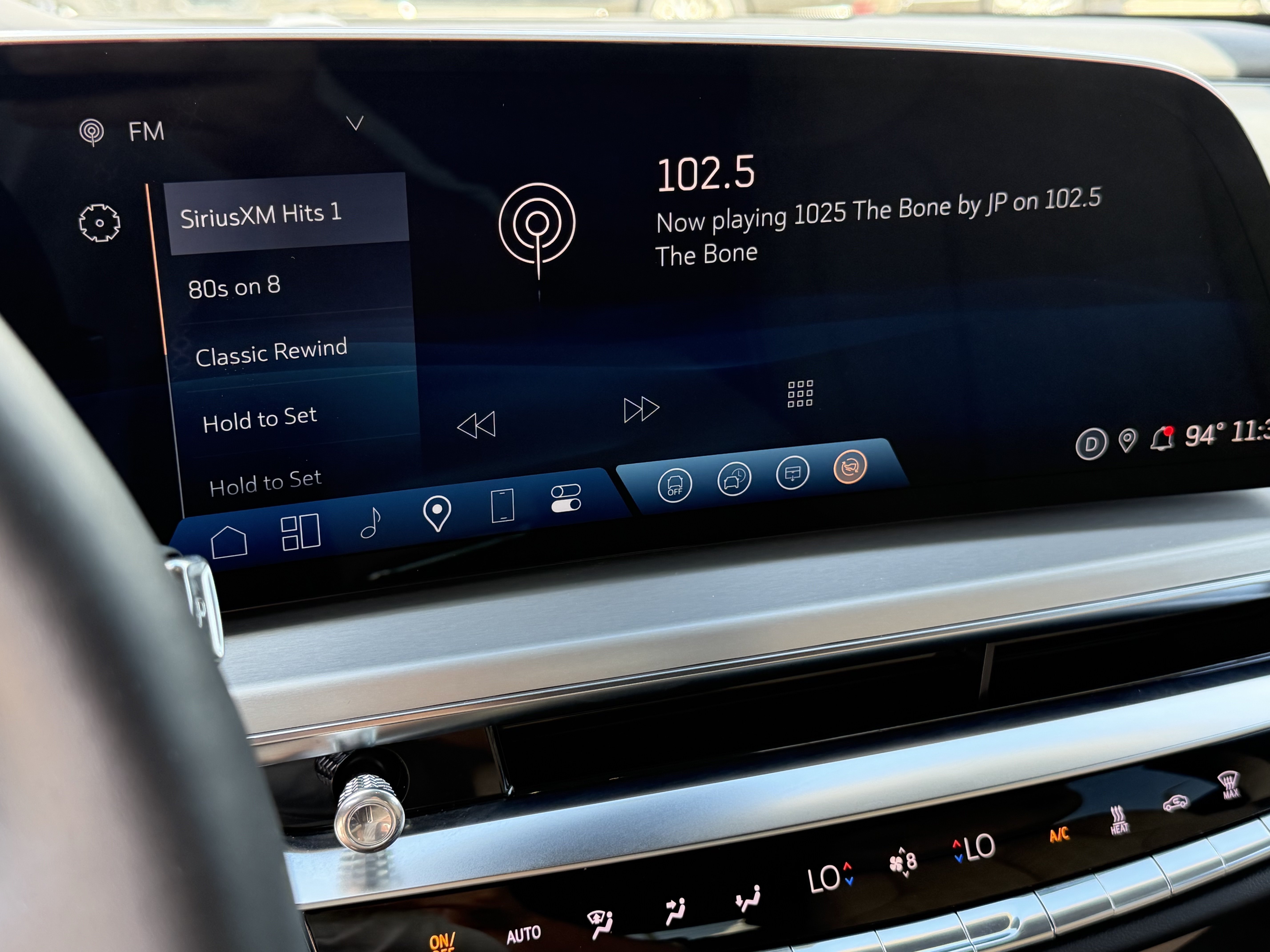 Certified 2026 Cadillac Lyriq Signature Luxury w/ LPO, Blue Accent Package AWD/4WD image 31