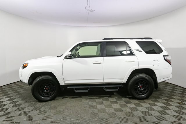 Used 2023 Toyota 4Runner TRD Off-Road Premium image 6