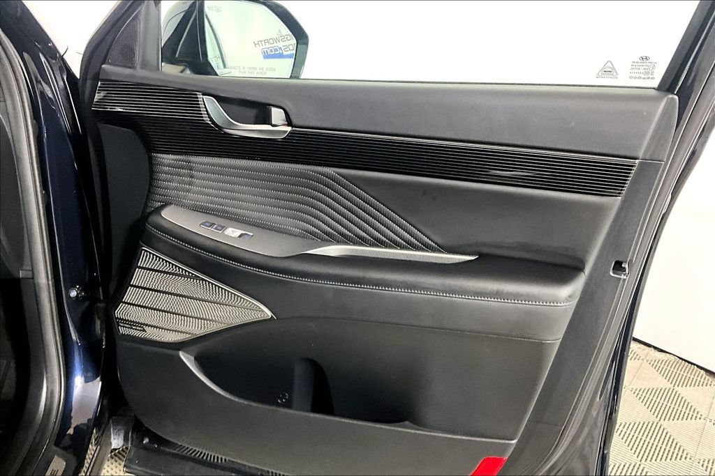 Used 2024 Hyundai Palisade Calligraphy FWD image 19