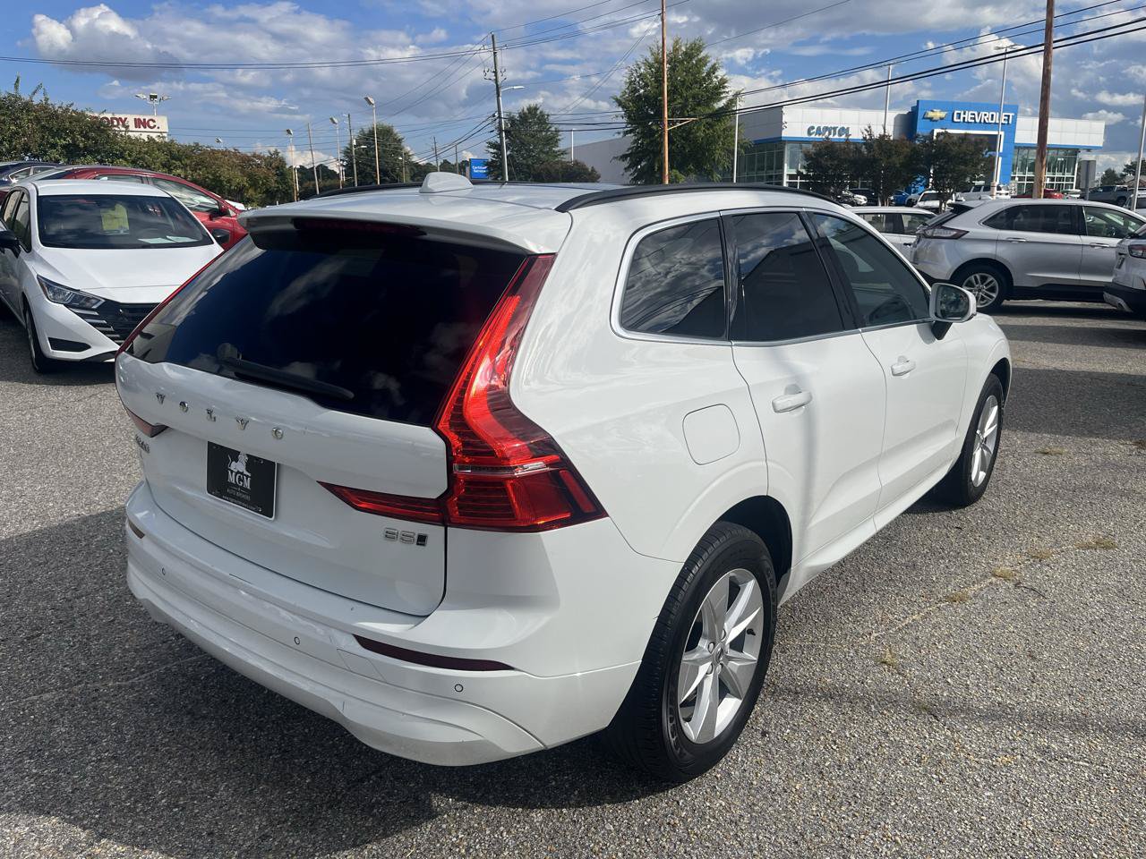 Used 2022 Volvo XC60 B5 Momentum AWD/4WD image 20