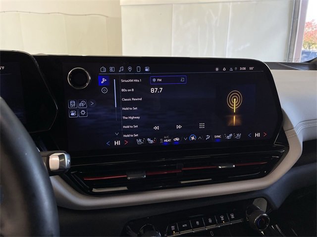 New 2025 Chevrolet Silverado EV RST image 27