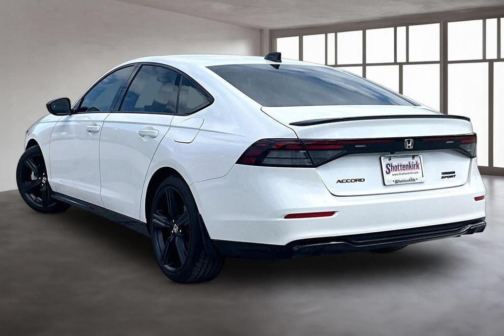 Used 2026 Honda Accord Sport image 4