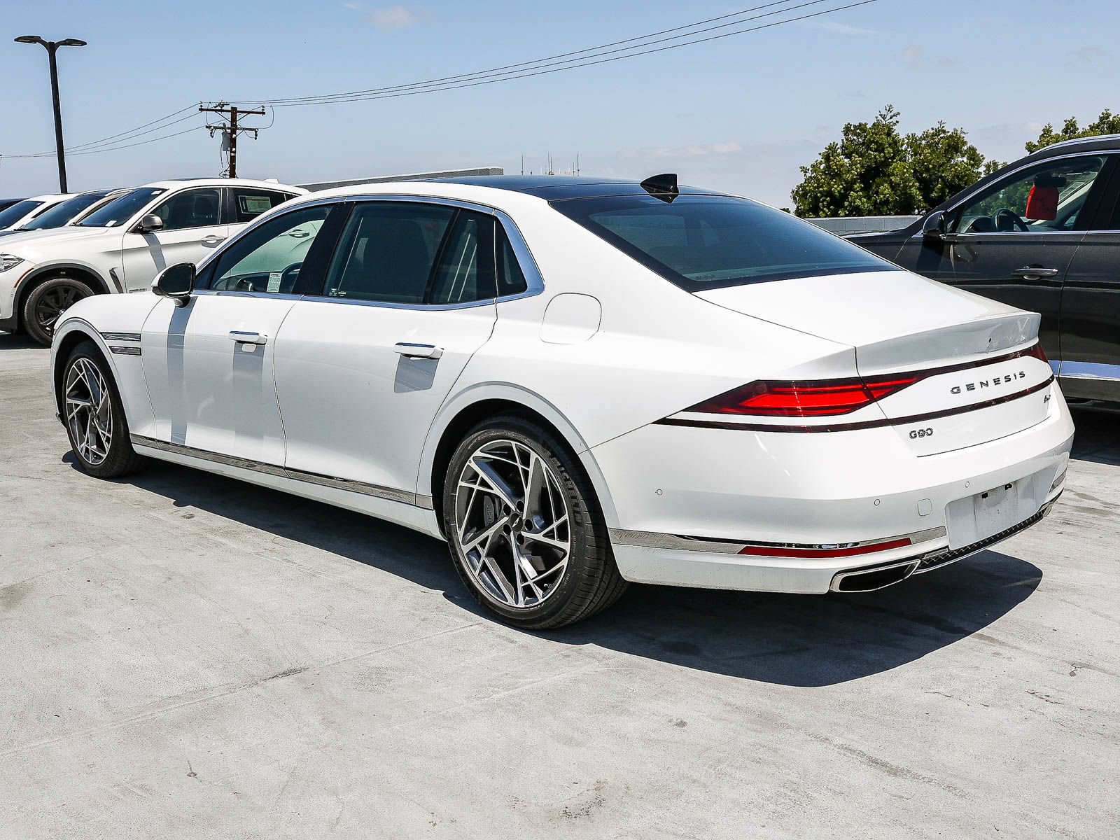 Used 2023 Genesis G90 3.5T AWD/4WD image 6