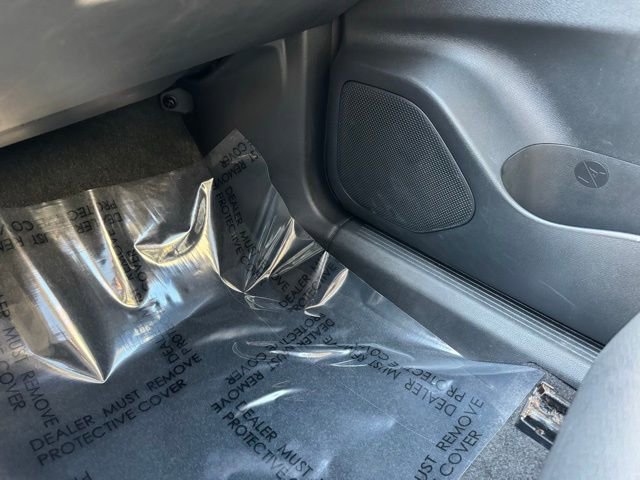 Used 2021 Nissan Rogue SV image 21