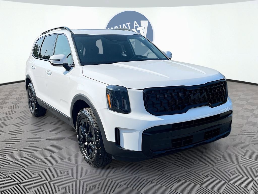 Certified 2025 Kia Telluride AWD image 3