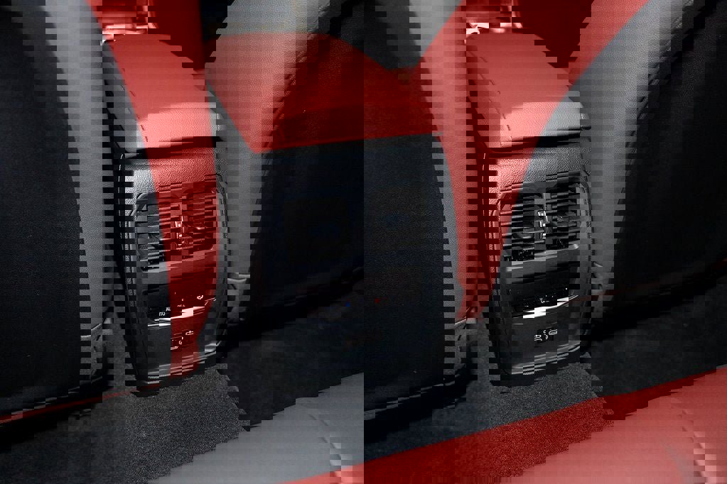 Used 2026 BMW 330i xDrive 330i xDrive w/ M Sport Package image 36