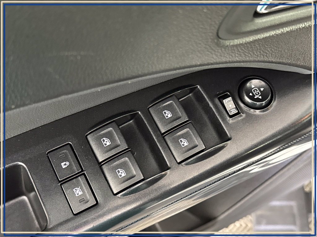 Used 2017 Chevrolet Colorado Z71 AWD/4WD image 33
