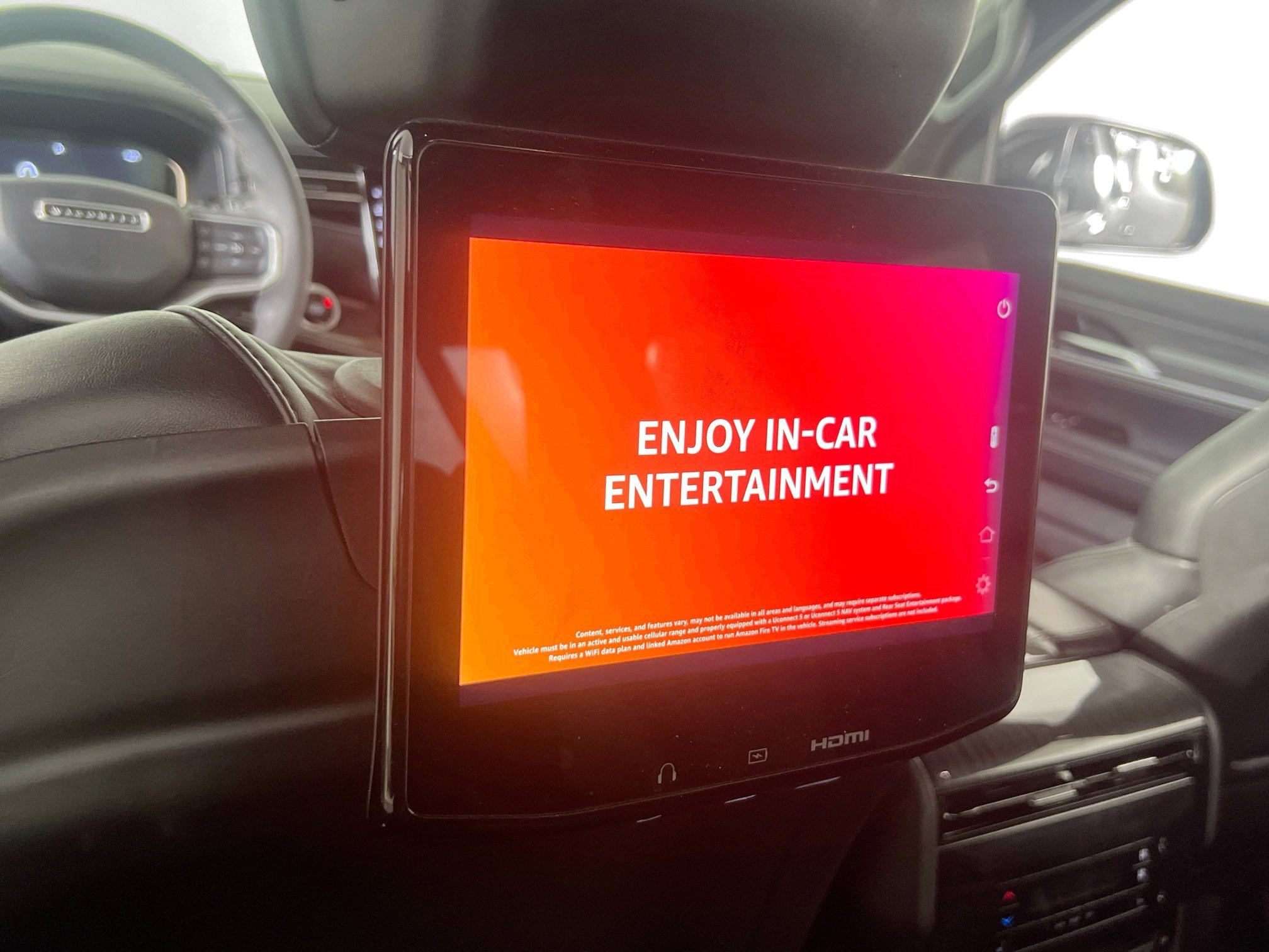 Used 2022 Jeep Wagoneer Series III w/ Rear Seat Video Group 1 image 26