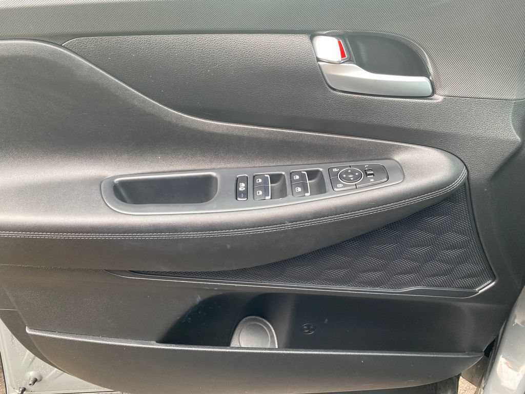 Used 2023 Hyundai Santa Fe SEL FWD image 12