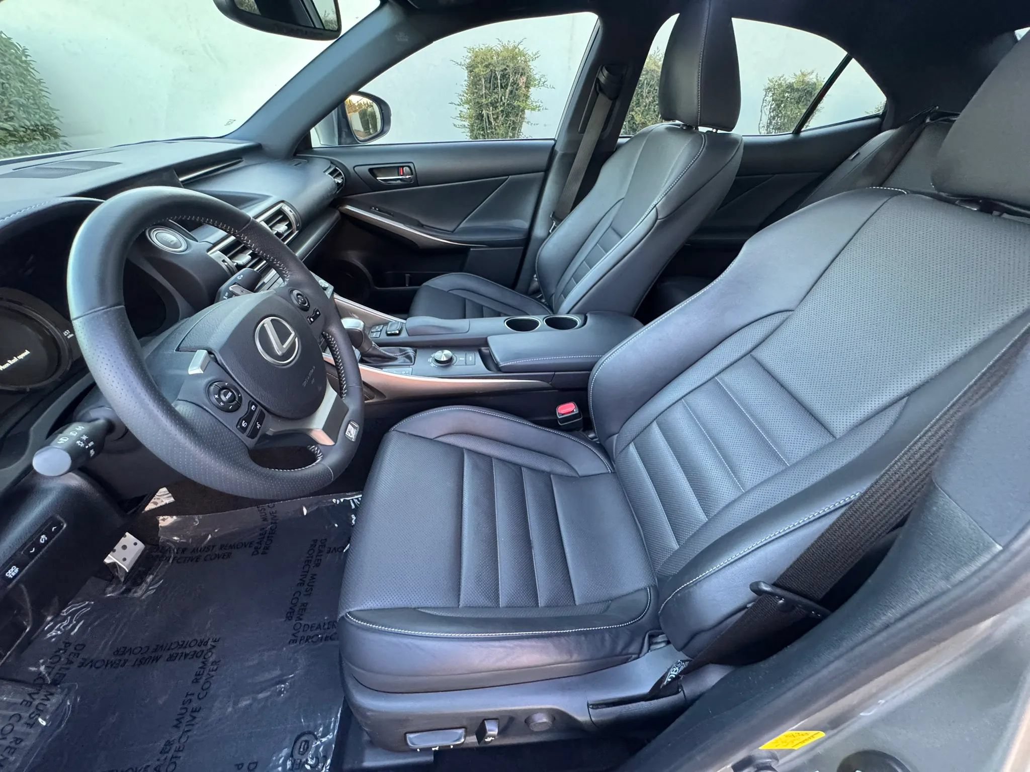 Used 2015 Lexus IS 250 w/ F-Sport Package RWD image 11