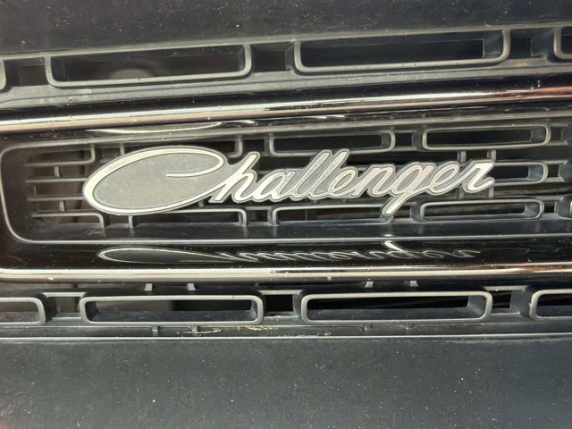 Used 2016 Dodge Challenger R/T Scat Pack RWD image 8