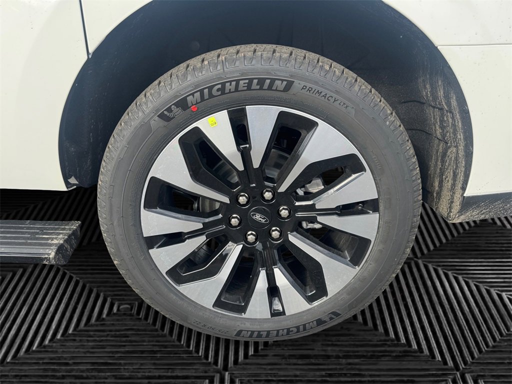 New 2026 Ford Expedition Max Platinum w/ Driver's Package image 14