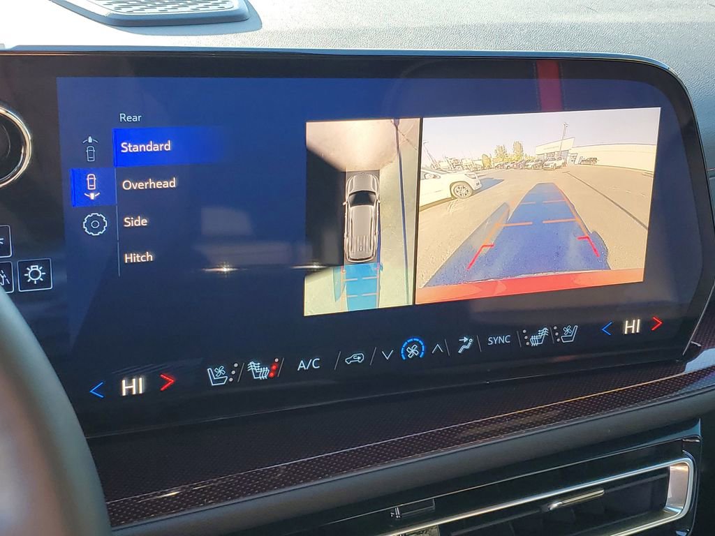 Used 2025 Chevrolet Traverse RS w/ LPO, Floor Liner Package image 18