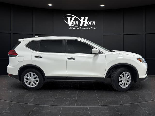 Used 2017 Nissan Rogue S image 8