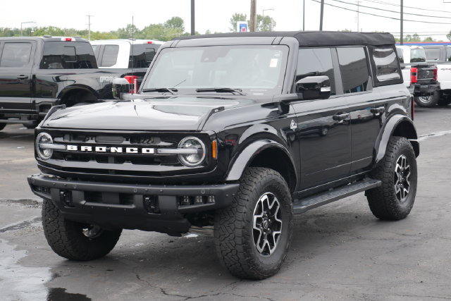 Used 2024 Ford Bronco Outer Banks AWD/4WD image 7
