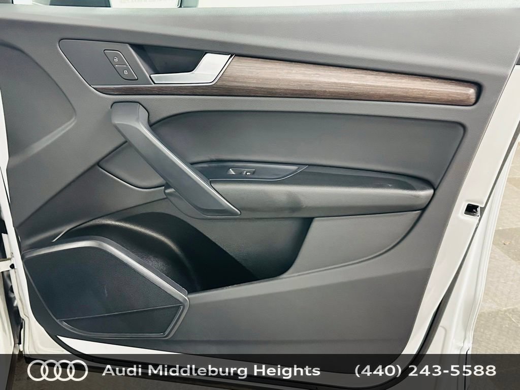 Certified 2023 Audi Q5 2.0T Premium w/ Convenience Package AWD/4WD image 29