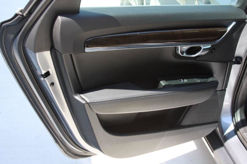 Used 2018 Volvo S90 T6 Momentum w/ Convenience Package AWD/4WD image 38