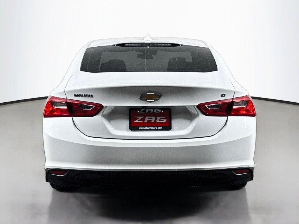 Used 2023 Chevrolet Malibu LT FWD image 4