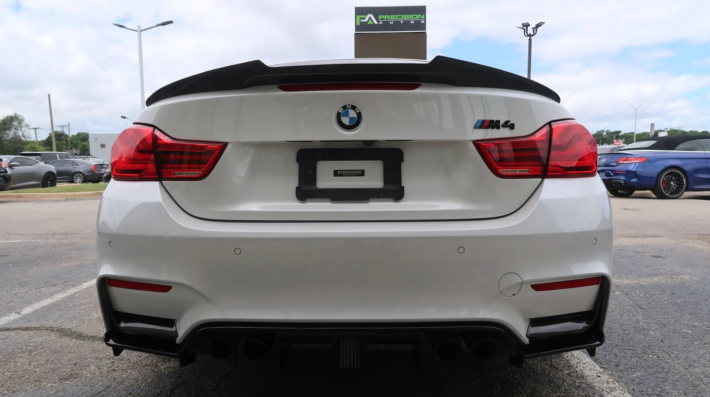 Used 2019 BMW M4 Convertible w/ Competition Package RWD image 9
