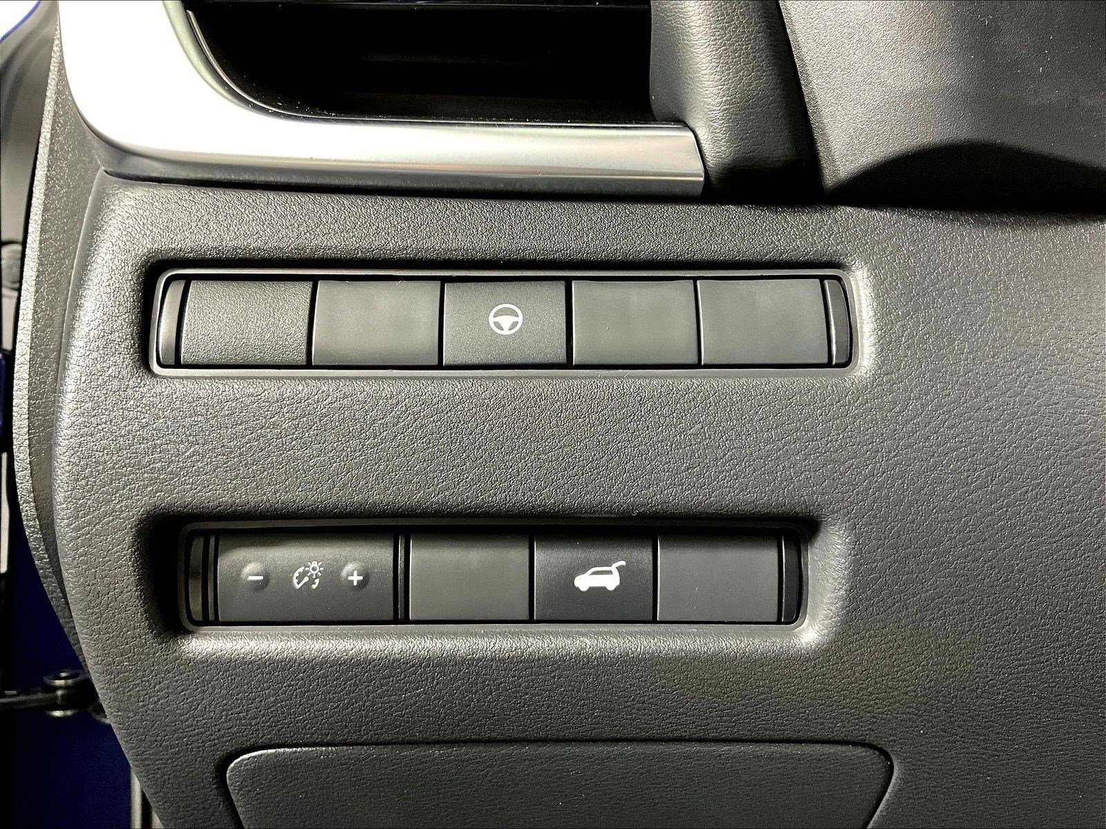 Certified 2023 Nissan Rogue SV w/ SV Premium Package AWD/4WD image 37