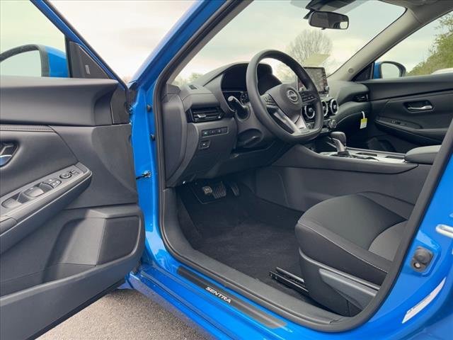 New 2025 Nissan Sentra SV image 13