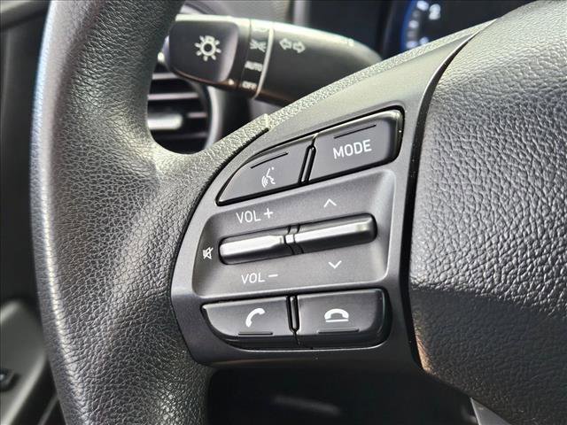 Used 2020 Hyundai Kona SE FWD image 25
