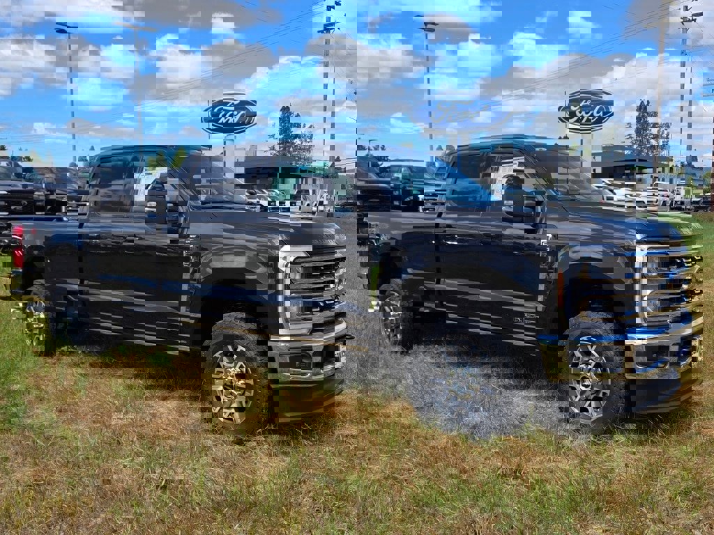 New 2025 Ford F350 Lariat w/ Lariat Ultimate Package image 30