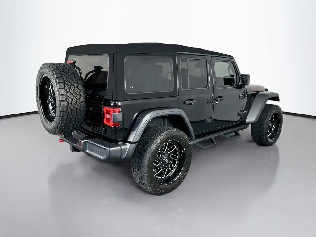 Used 2022 Jeep Wrangler Unlimited Rubicon w/ LED Lighting Group AWD/4WD image 7