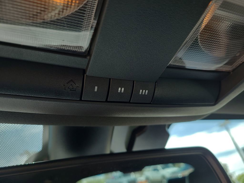 Used 2020 Dodge Challenger R/T w/ Plus Package image 15