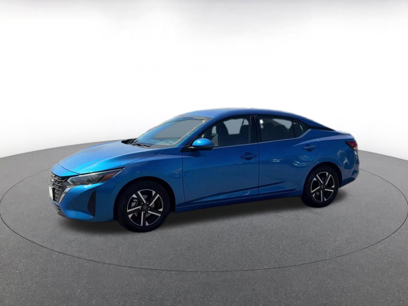 Used 2025 Nissan Sentra SV image 8