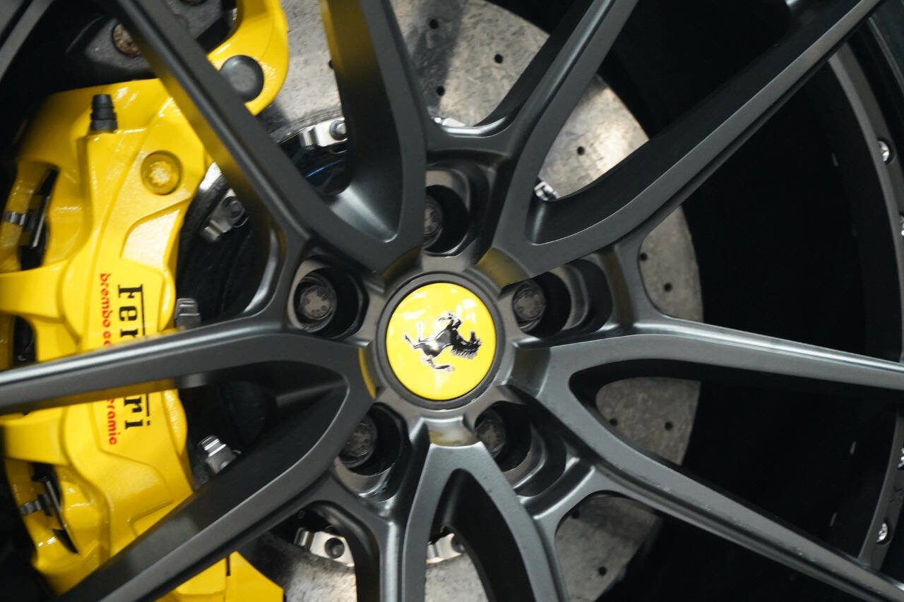 Used 2017 Ferrari 488 GTB image 43