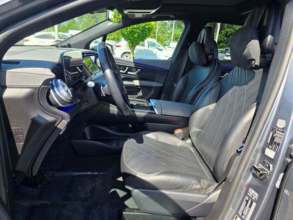 Used 2023 Mercedes-Benz EQS 450+ 4MATIC SUV image 12