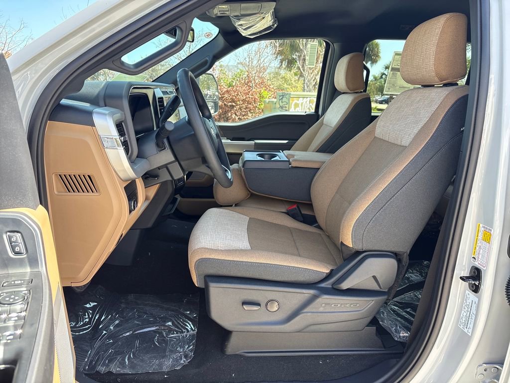 New 2026 Ford F250 XLT w/ XLT Premium Package image 30