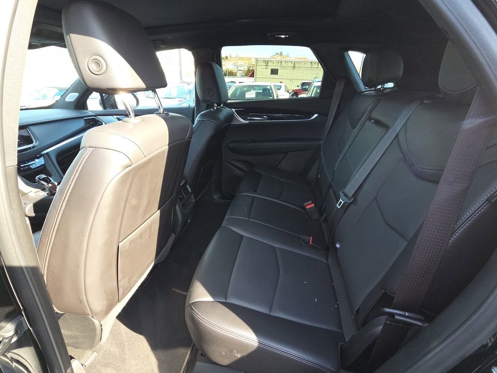 Used 2025 Cadillac XT5 Premium Luxury image 29
