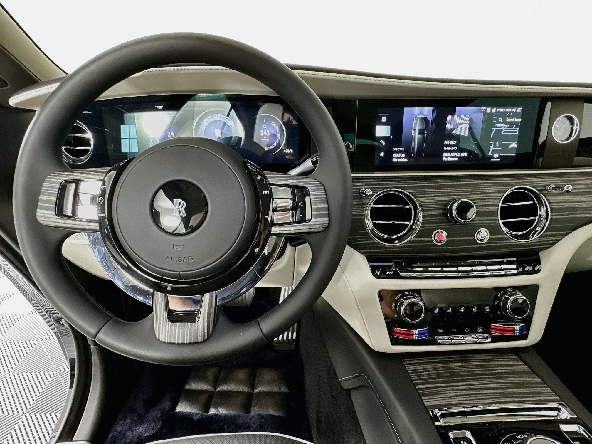 New 2026 Rolls-Royce Spectre AWD/4WD image 12