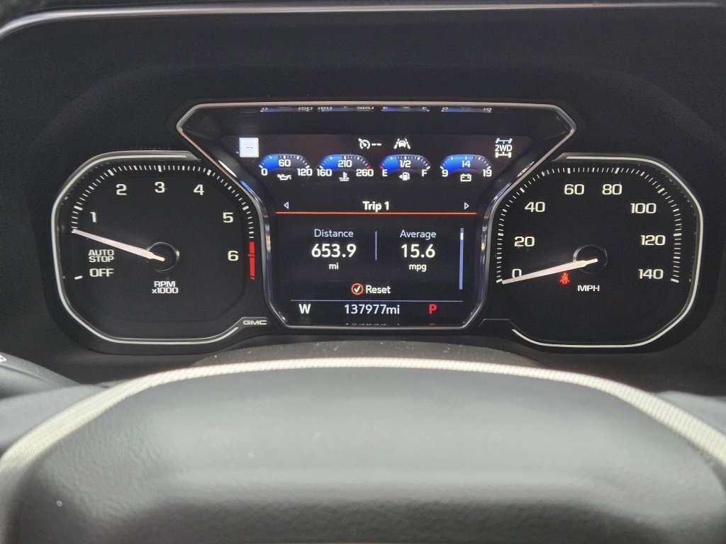 Used 2021 GMC Yukon XL Denali image 17