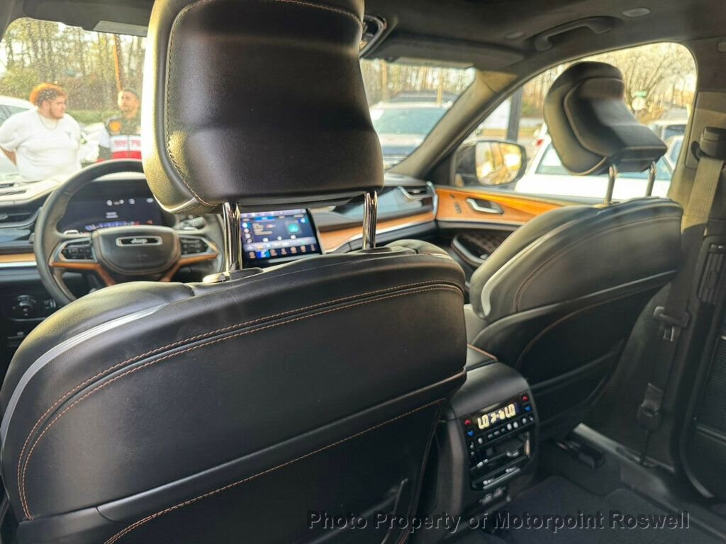 Used 2024 Jeep Grand Cherokee L Summit image 9