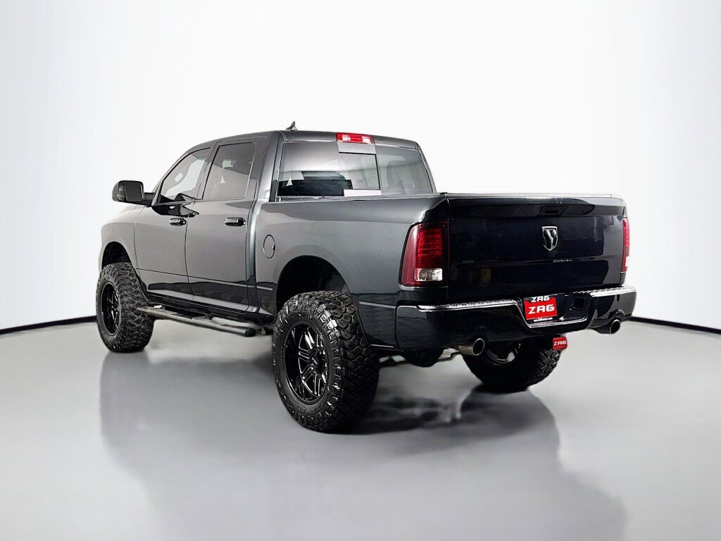 Used 2018 RAM 1500 Sport image 3