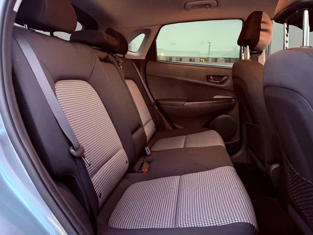 Used 2021 Hyundai Kona SE image 17