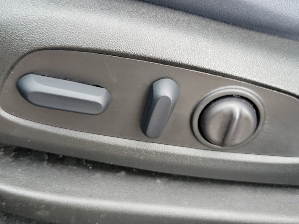 Used 2024 Chevrolet Blazer RS w/ Driver Confidence II Package image 7