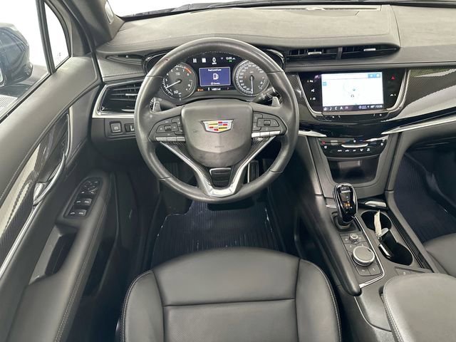 Used 2024 Cadillac XT6 Sport w/ Technology Package AWD/4WD image 11