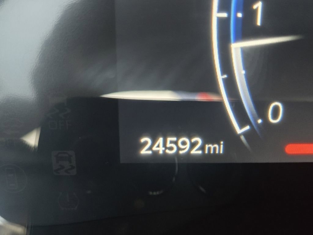 Used 2024 Toyota Grand Highlander XLE image 24