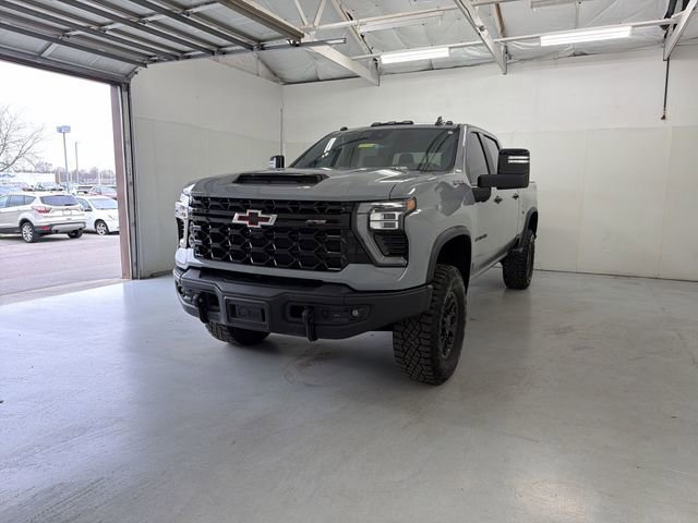 Certified 2024 Chevrolet Silverado 2500 ZR2 w/ ZR2 Bison Edition image 4