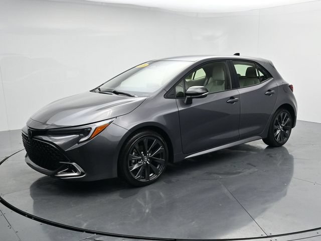 Used 2026 Toyota Corolla XSE FWD image 4