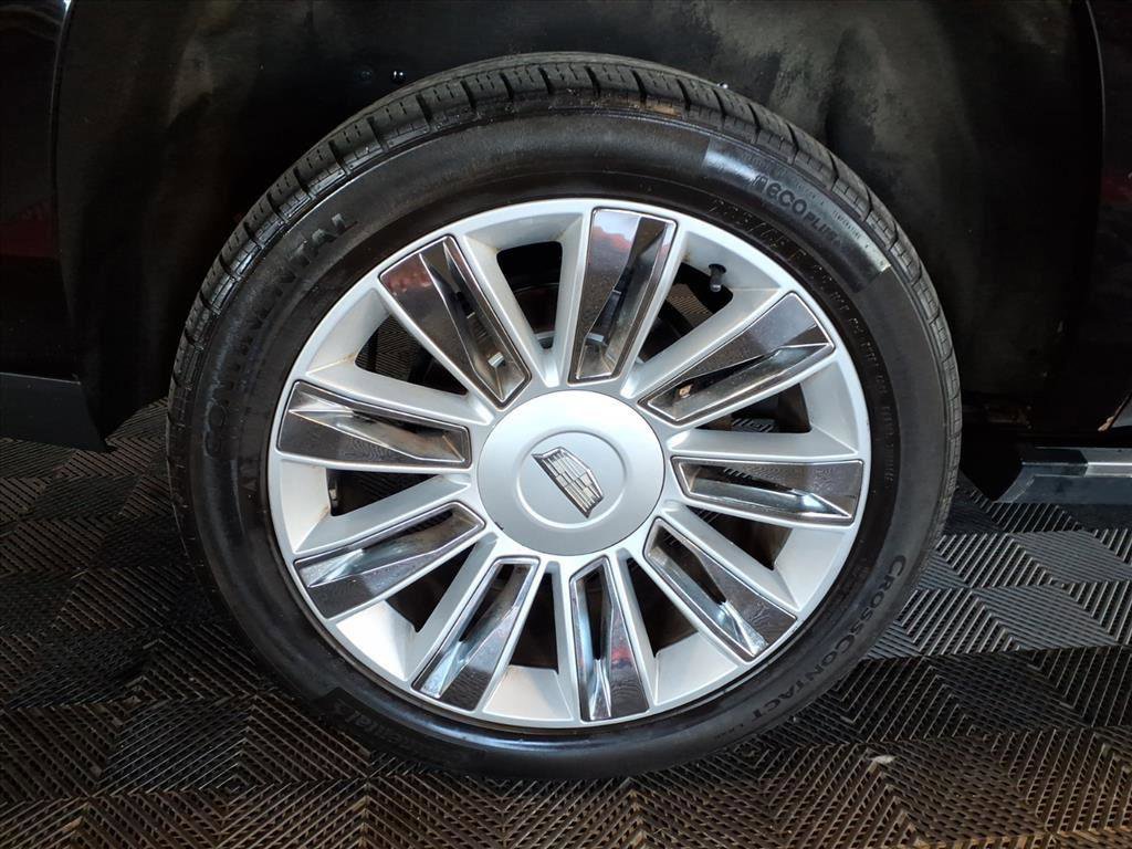 Used 2018 Cadillac Escalade ESV Platinum image 9