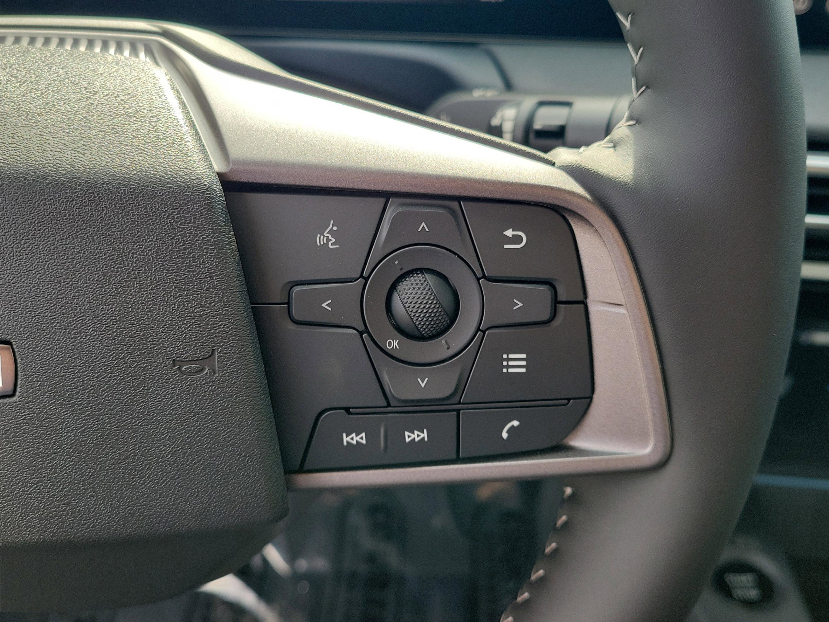 New 2026 Nissan Sentra SV w/ SV Convenience Package image 15