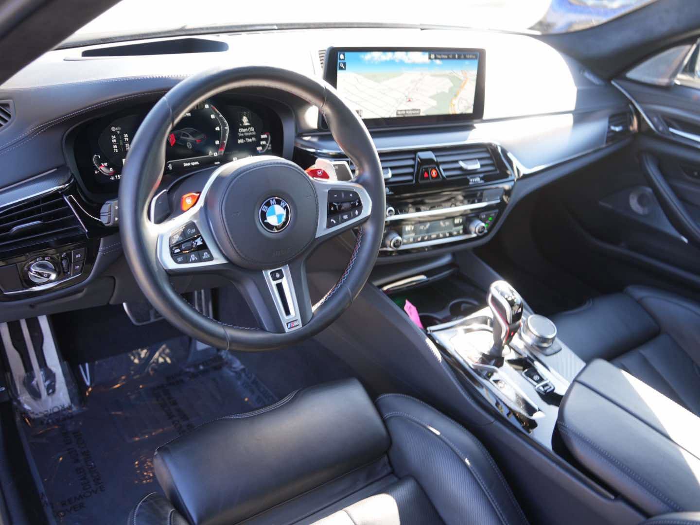 Used 2023 BMW M5 image 14
