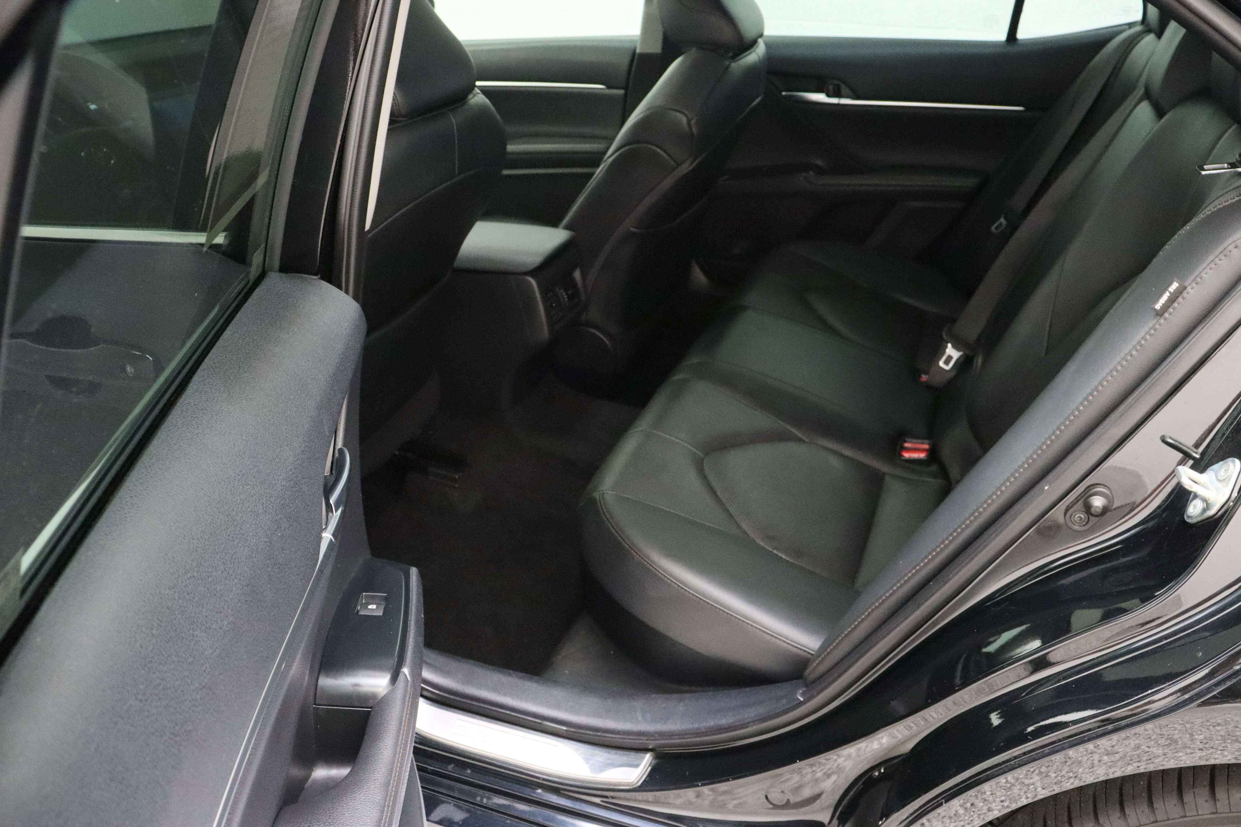 Certified 2020 Toyota Camry XLE w/ Driver Assist Package FWD image 31